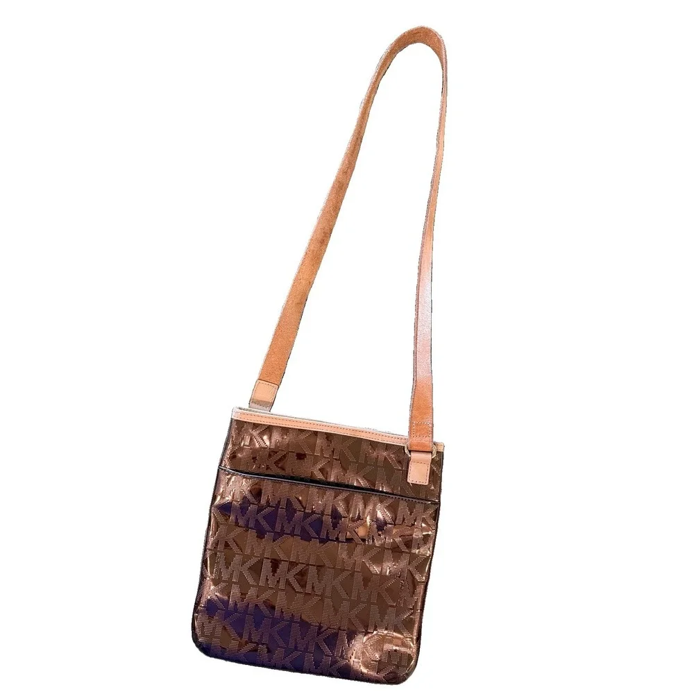 MICHAEL KORS JET SET SIGNATURE FLAT CROSSBODY 7X8.75 Cocoa LEATHER BAG